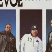 Der musikalische text READY von BELL BIV DEVOE ist auch in dem Album vorhanden Three stripes (2017)