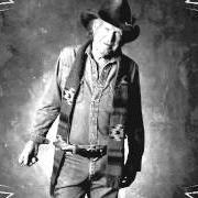 Der musikalische text THE GIT GO von BILLY JOE SHAVER ist auch in dem Album vorhanden Long in the tooth (2014)