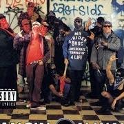 Der musikalische text SHUDA BEEN A B-DOG von BLOODS & CRIPS ist auch in dem Album vorhanden Bangin' on wax greatest hits (1996)