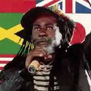 Der musikalische text LOVING DAY von BURNING SPEAR ist auch in dem Album vorhanden The world should know (1993)