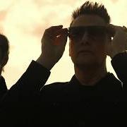 Der musikalische text ALLIES von DIE KRUPPS ist auch in dem Album vorhanden Vision 2020 vision (2019)