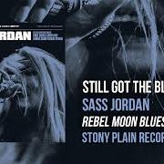 Der musikalische text EVERYTHING'S BETTER von SASS JORDAN ist auch in dem Album vorhanden Present