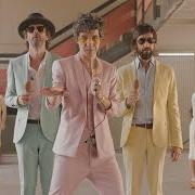 Der musikalische text SIDONIE GOES TO VARANASI von SIDONIE ist auch in dem Album vorhanden Lo más maravilloso (2018)