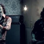 Der musikalische text UN DÍA MÁS EN LA VIDA von SIDONIE ist auch in dem Album vorhanden El incendio (2009)