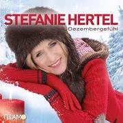 Der musikalische text KÜSS MICH von STEFANIE HERTEL ist auch in dem Album vorhanden Dezembergefühl (2014)