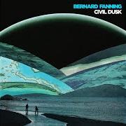 Der musikalische text EMERALD FLAME von BERNARD FANNING ist auch in dem Album vorhanden Civil dusk (2016)