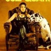 Der musikalische text HEARTBREAK HOTEL von SUZI QUATRO ist auch in dem Album vorhanden Live and kickin' (1977)