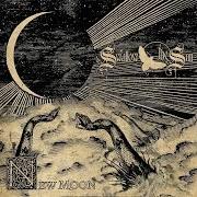 Der musikalische text SERVANT OF SORROW von SWALLOW THE SUN ist auch in dem Album vorhanden New moon (2009)