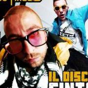 Der musikalische text PIÙ VUOI von TWO FINGERZ ist auch in dem Album vorhanden Il disco nuovo (2010)