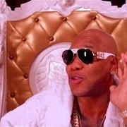 Der musikalische text WOBBLE von FLO RIDA ist auch in dem Album vorhanden My house (2015)