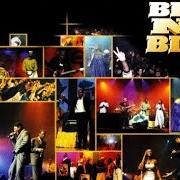 Der musikalische text APRÈS LA GUERRE von BISSO NA BISSO ist auch in dem Album vorhanden Le 15 mai 99 (1999)