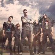Der musikalische text FOREVER von BLESSED BY A BROKEN HEART ist auch in dem Album vorhanden Feel the power (2012)