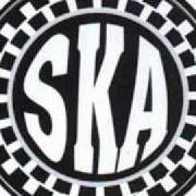 Der musikalische text GREEN EYES SKA von HARDDISKAUNT ist auch in dem Album vorhanden Skaterpillar (2000)