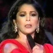 Der musikalische text CON LA GENTE QUE ME GUSTA von ISABEL PANTOJA ist auch in dem Album vorhanden De nadie (1993)