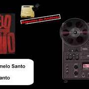 Der musikalische text ESTRIBILLO von KARAMELO SANTO ist auch in dem Album vorhanden Karamelo santo (2011)