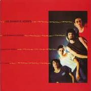 Der musikalische text AMOR CALLEJERO von LOS ENANITOS VERDES ist auch in dem Album vorhanden Los enanitos verdes (1984)