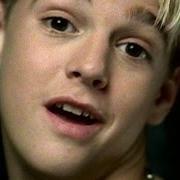 Der musikalische text BOUNCE von AARON CARTER ist auch in dem Album vorhanden Aaron's party (come get it) (2000)