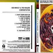 Der musikalische text RASTAMAN LIVE UP! von BOB MARLEY ist auch in dem Album vorhanden Confrontation (1983)