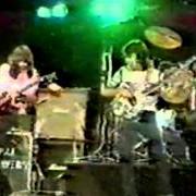 Der musikalische text MAKIN' MAGIC von PAT TRAVERS ist auch in dem Album vorhanden Bbc radio 1 live (1994)