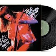 Der musikalische text HEAT IN THE STREET von PAT TRAVERS ist auch in dem Album vorhanden Live! go for what you know (1979)