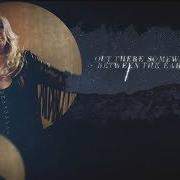 Der musikalische text SOMEONE'S ROCKIN' YOUR HEART (WITH FRANCIS ROSSI) von BONNIE TYLER ist auch in dem Album vorhanden Between the earth and the stars (2019)