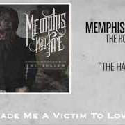 Der musikalische text THE REALITY von MEMPHIS MAY FIRE ist auch in dem Album vorhanden The hollow (2011)