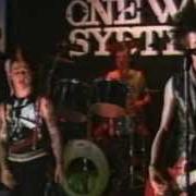 Der musikalische text FORGOTTEN GENERATION von ONE WAY SYSTEM ist auch in dem Album vorhanden All systems go (1983)