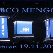 Der musikalische text DUEMILA VOLTE von MARCO MENGONI ist auch in dem Album vorhanden Atlantico on tour (2019)