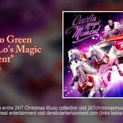 Der musikalische text BABY, IT'S COLD OUTSIDE von CEE LO GREEN ist auch in dem Album vorhanden Cee lo's magic moment (2012)