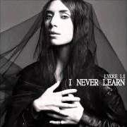 Der musikalische text GUNSHOT von LYKKE LI ist auch in dem Album vorhanden I never learn (2014)