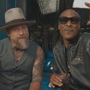 Der musikalische text THANK YOU FOR LOVING HER von ZAC BROWN BAND ist auch in dem Album vorhanden Love & fear (2025)