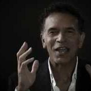 Der musikalische text ANOTHER HUNDRED PEOPLE/TAKE THE 'A' TRAIN von BRIAN STOKES MITCHELL ist auch in dem Album vorhanden Brian stokes mitchell (2006)
