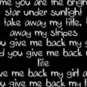 Der musikalische text LOVE ME OR HATE ME von LIL' WAYNE ist auch in dem Album vorhanden Weezyaveli: weezy f baby pt 3 (2007)