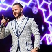 Der musikalische text TÔ COM SAUDADE von OS TRAVESSOS ist auch in dem Album vorhanden Os travessos 20 anos (2004)