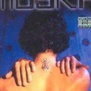 Der musikalische text UM ONTEM QUE NÃO EXISTE MAIS von PAULINHO MOSKA ist auch in dem Album vorhanden Eu falso da minha vida o que eu quiser (2001)