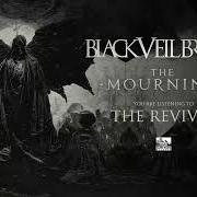 Der musikalische text BETTER ANGELS von BLACK VEIL BRIDES ist auch in dem Album vorhanden The mourning (2022)