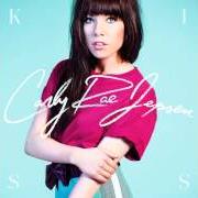 Der musikalische text BOTH SIDES NOW von CARLY RAE JEPSEN ist auch in dem Album vorhanden Curiosity (2012)