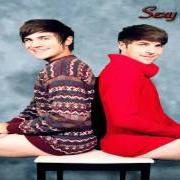 Der musikalische text CHRISTMAS WITH BILLY von SMOSH ist auch in dem Album vorhanden Sexy album (2010)