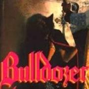 Der musikalische text WHISKY TIME von BULLDOZER ist auch in dem Album vorhanden The day of wrath (1985)