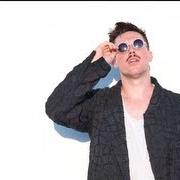 Der musikalische text PHARMA KARMA von SAM SPARRO ist auch in dem Album vorhanden Quantum physical 3 (2016)