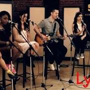 Der musikalische text VIVA LA VIDA von BOYCE AVENUE ist auch in dem Album vorhanden Best of: acoustic sessions (2011)