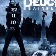 Der musikalische text GRAVESTONES von DEUCE ist auch in dem Album vorhanden Nine lives (2012)