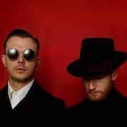 Der musikalische text READY TO GO von HURTS ist auch in dem Album vorhanden Desire (2017)