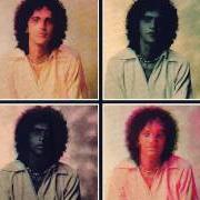 Der musikalische text FOR NO ONE von CAETANO VELOSO ist auch in dem Album vorhanden Qualquer coisa (1997)