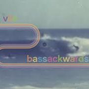 Der musikalische text BASSACKWARDS von KURT VILE ist auch in dem Album vorhanden Bottle it in (2018)
