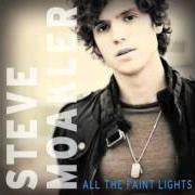 Der musikalische text RUN von STEVE MOAKLER ist auch in dem Album vorhanden All the faint lights (2009)