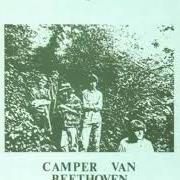 Der musikalische text NO FLIES ON US von CAMPER VAN BEETHOVEN ist auch in dem Album vorhanden Ii & iii