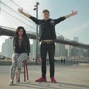 Der musikalische text FRANK von MATT & KIM ist auch in dem Album vorhanden Matt & kim (2007)