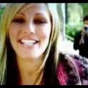 Der musikalische text CE MEC NE LÂCHE PAS L'AFFAIRE von CARINE HADDADOU ist auch in dem Album vorhanden Enfin (2006)