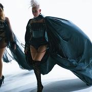 Der musikalische text HURT von NERVO ist auch in dem Album vorhanden In your arms (2021)